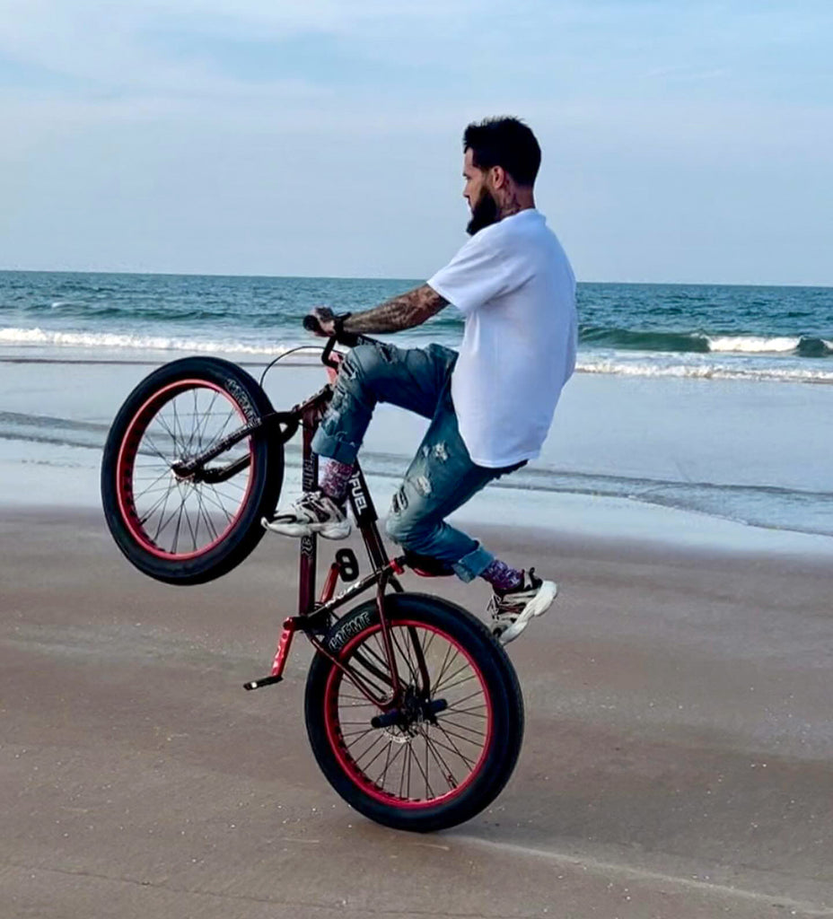 Fat Ripper on the Beach SE BIKES Powered By BikeCo